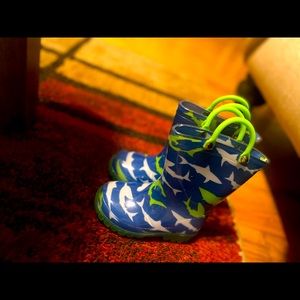 Lilly rain boots for boys